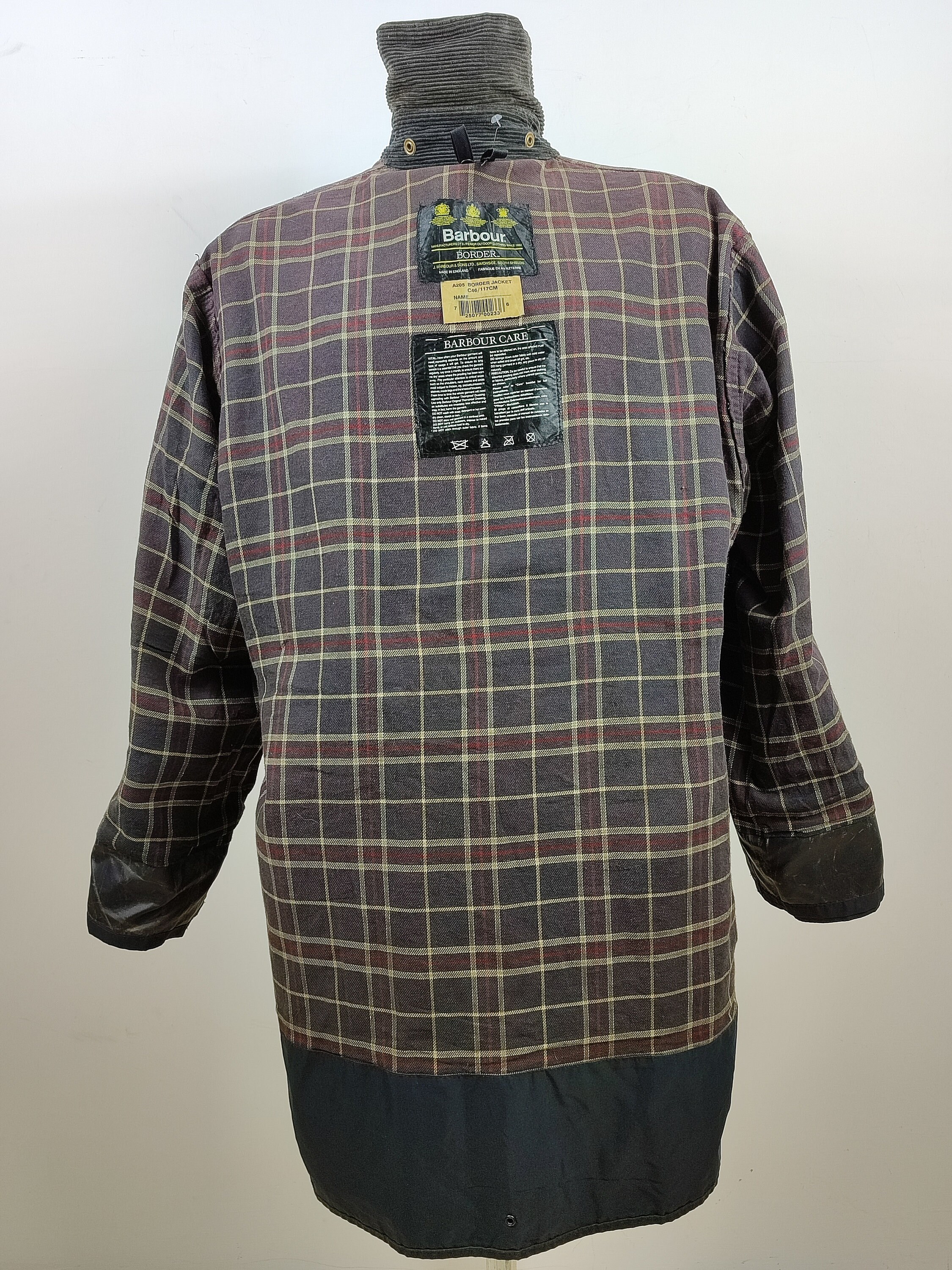 Buy Barbour Border Blue Men