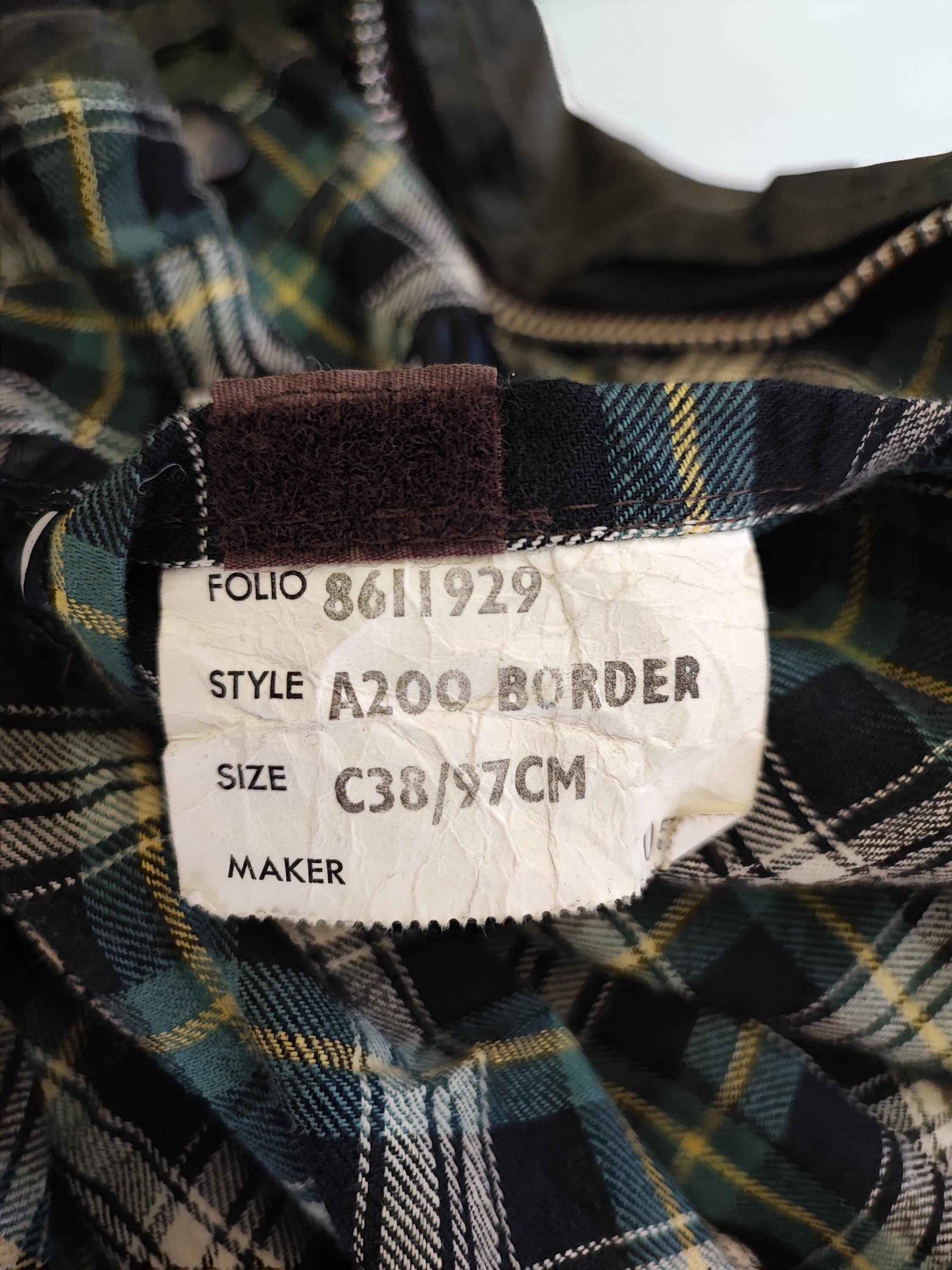 Barbour Unisex Border Jacket Green C38/97 Cm Size 48 Medium