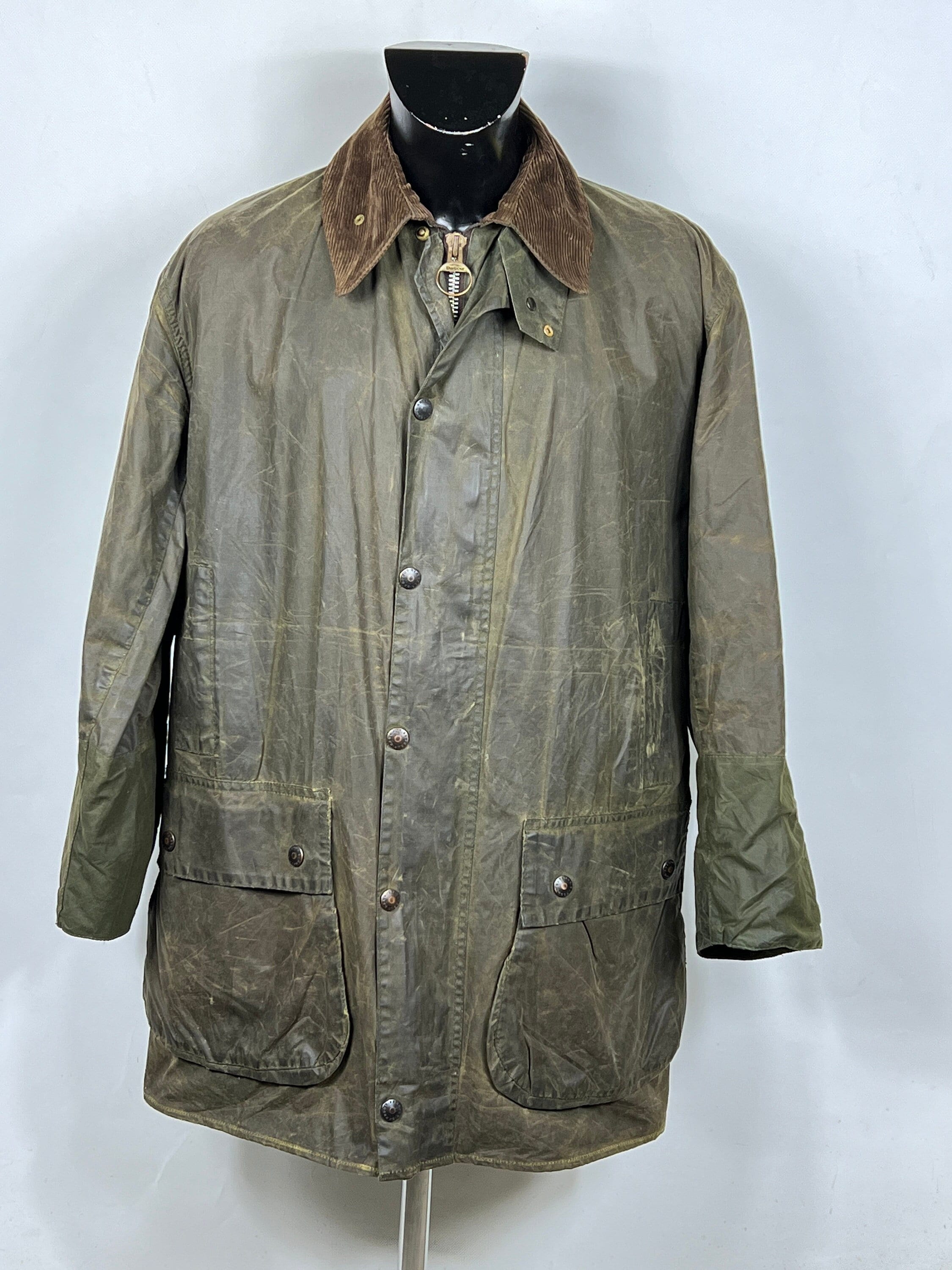 Barbour Border 'C44' Wax Jacket ~ Vintage Store Clochard92.com