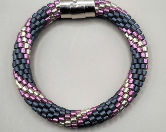 Crocheted Beaded Bracelet: Navy Days