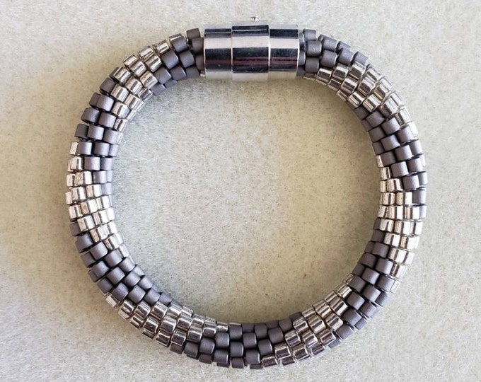 Crocheted Beaded Bracelet: Silver Shadows