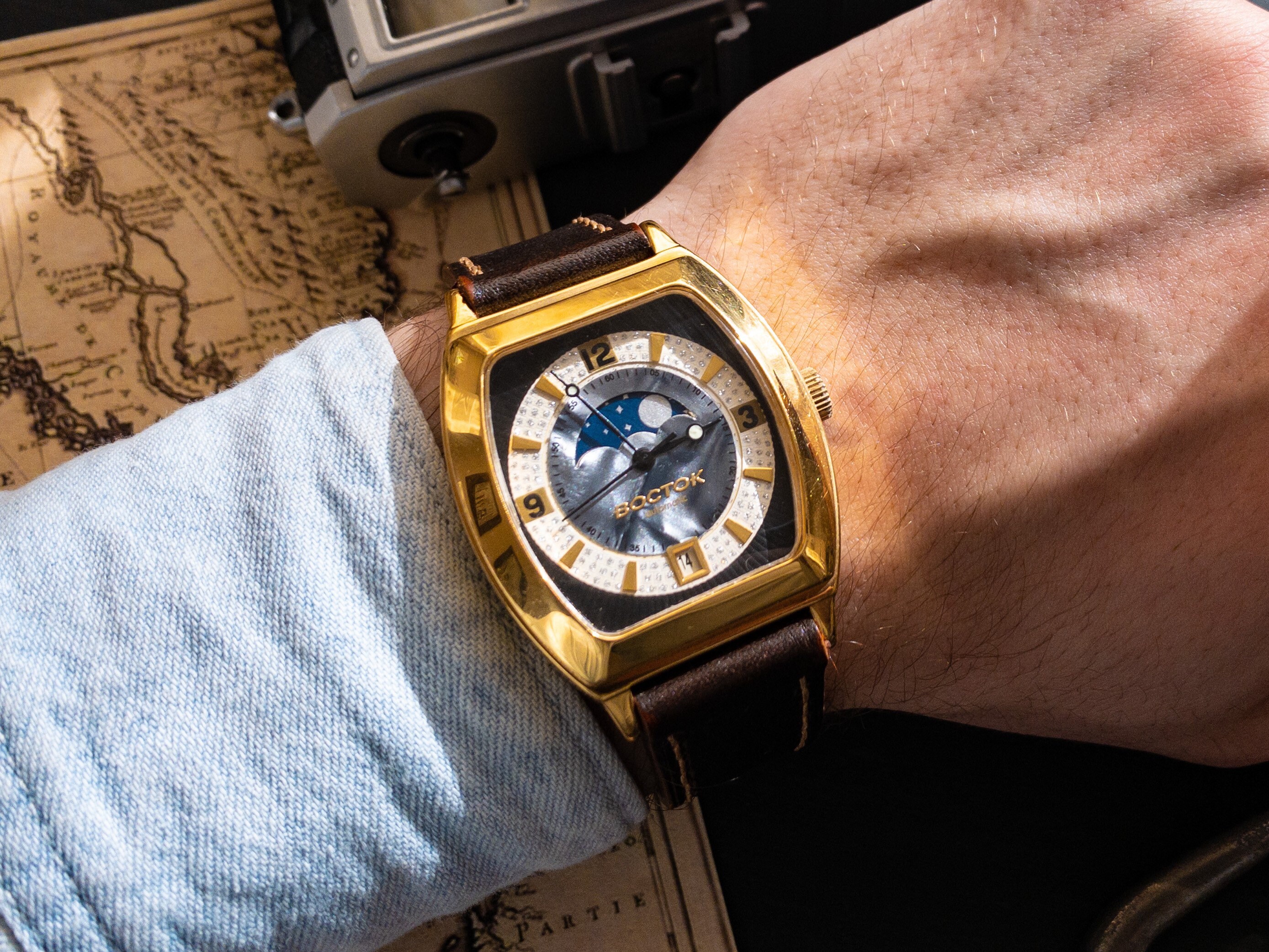 Vintage Moon Watch wostok Mechanical 