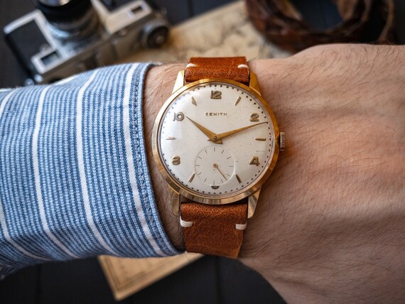 vintage zenith 18k gold watch