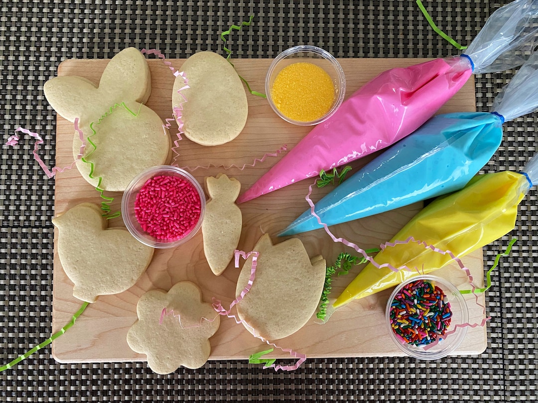 DIY Easter Cookie Decorating Kit/sugar Cookies/easter Sugar Cookies/12