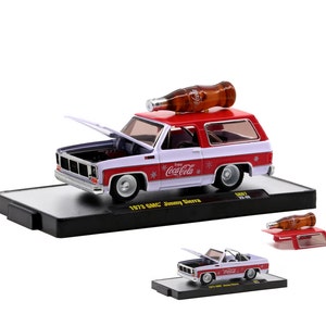 M2 Machines 1966 Dodge Charger Gasser Coca-Cola Christmas Polar