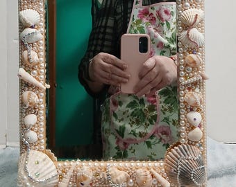 Handmade Seashell, pearl, Rhinestoen Mermaid Style Free standing adjustable Vanity Dresser 14 x 10 Mirror