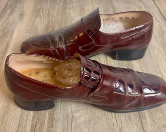 Vintage Croc Embossed Leather Loafers Mens Burgundy Slip On Dress Shoes