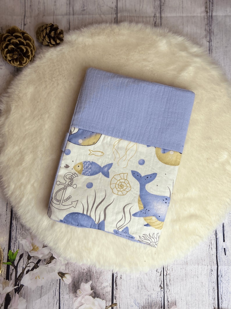 Personalized health book protector with the first name of the child or baby in cotton gauze and cotton printed with children's patterns, marine jungle animals image 2