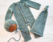 Green pajamas props newborn, Knitted jumpsuit for a child for a photo shoot, Mint romper and a bonnet newborn, Crawlers and Sleepy Cap Props