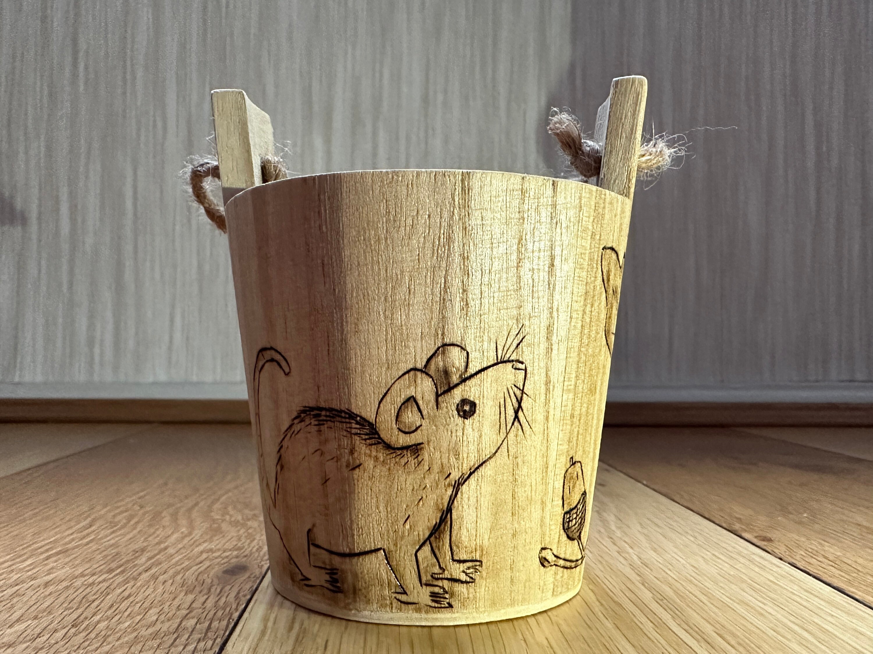 Pyrography Mice Rustic Mouse Desk Tidy: Pyrography Oak Leaf Wood Bucket - Etsy