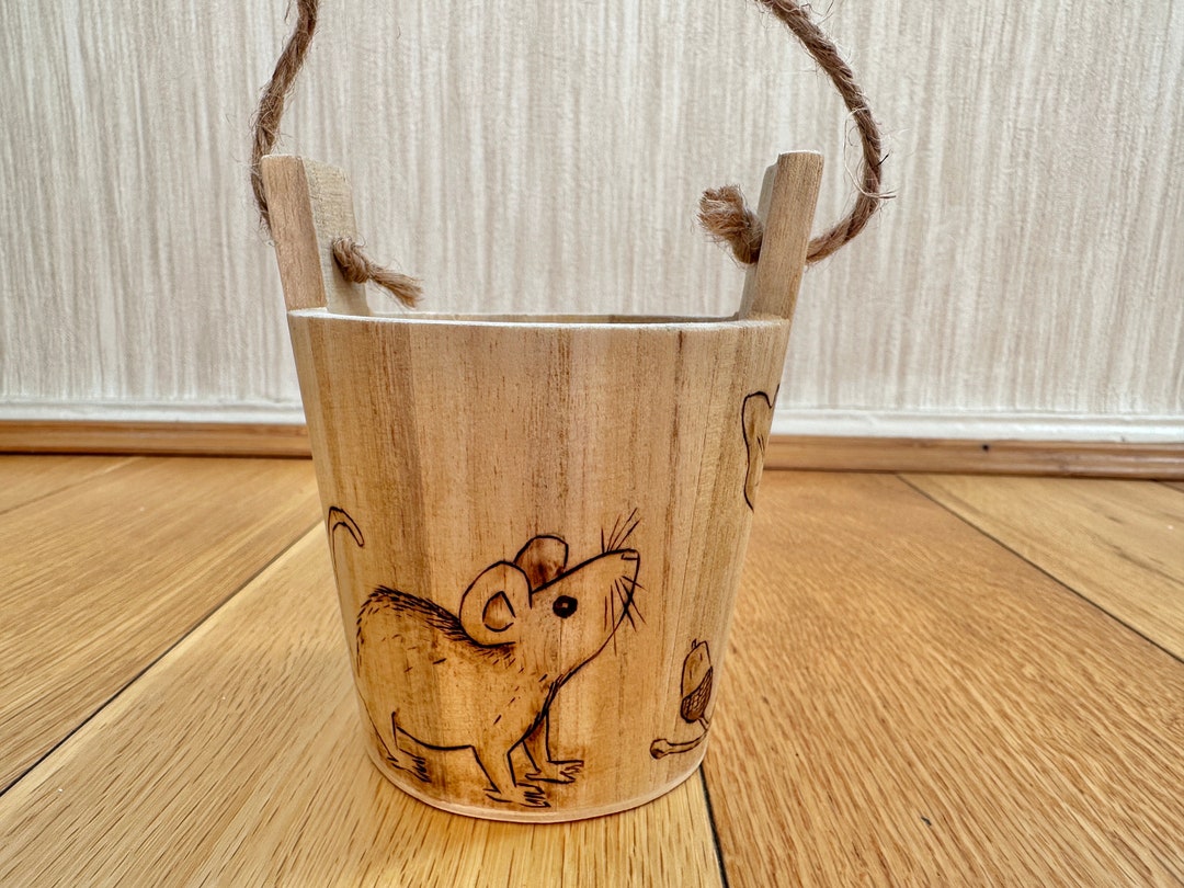 Rustic Mouse Desk Tidy: Pyrography Oak Leaf Wood Bucket - Etsy