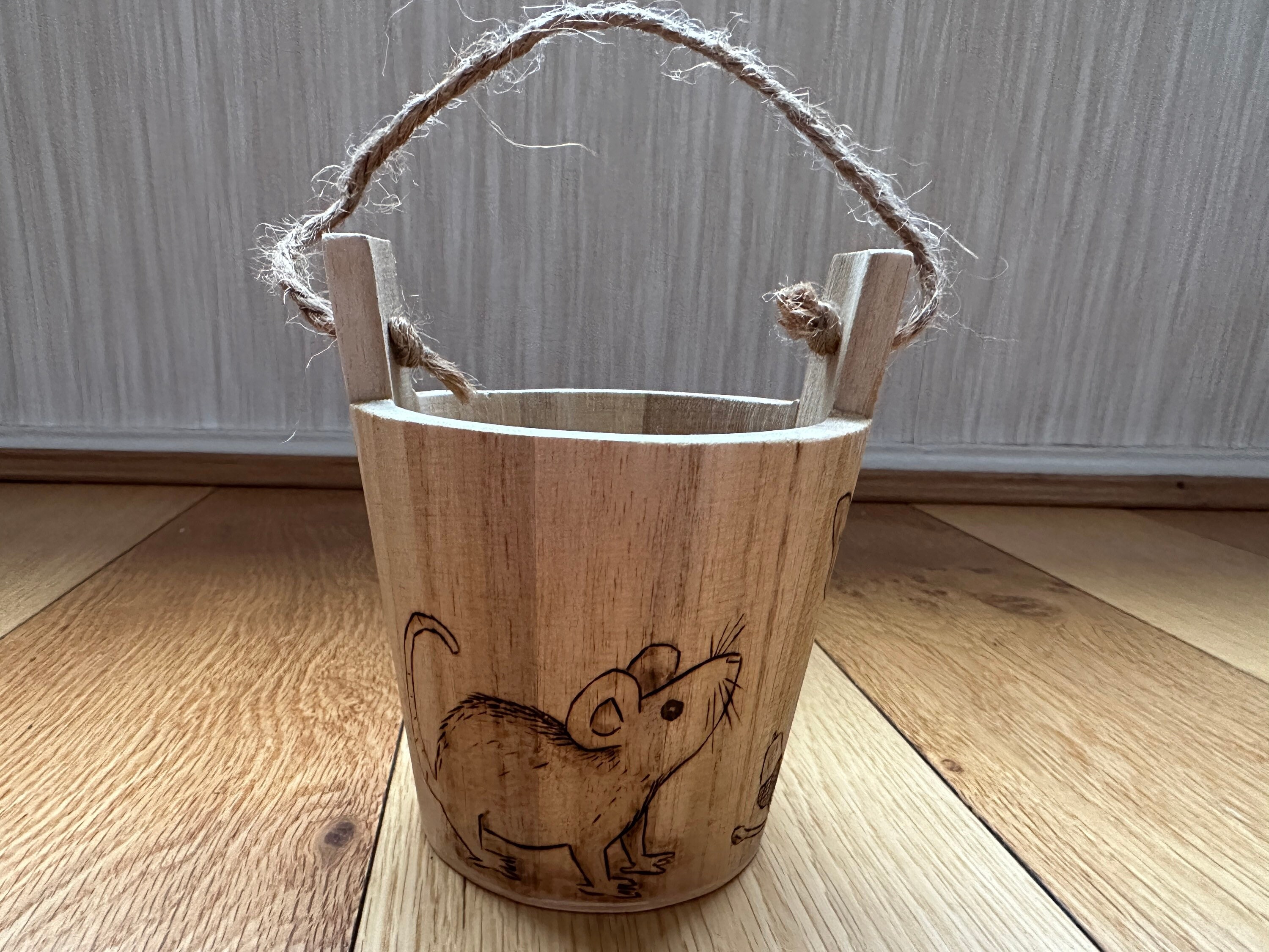 Pyrography Mice Rustic Mouse Desk Tidy: Pyrography Oak Leaf Wood Bucket - Etsy