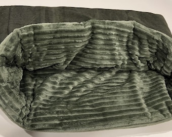 Sacco a pelo KEANU in velluto a coste color cachi con pile wellness effetto velluto a coste, sacco a pelo, cuccia per cani, cuccia per cani, cuccia per cani