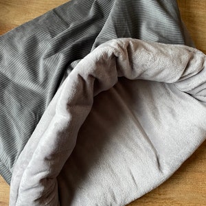 CUDDLY SACK GINO grey-silver grey, sleeping bag, dog basket, dog bed, dog cave