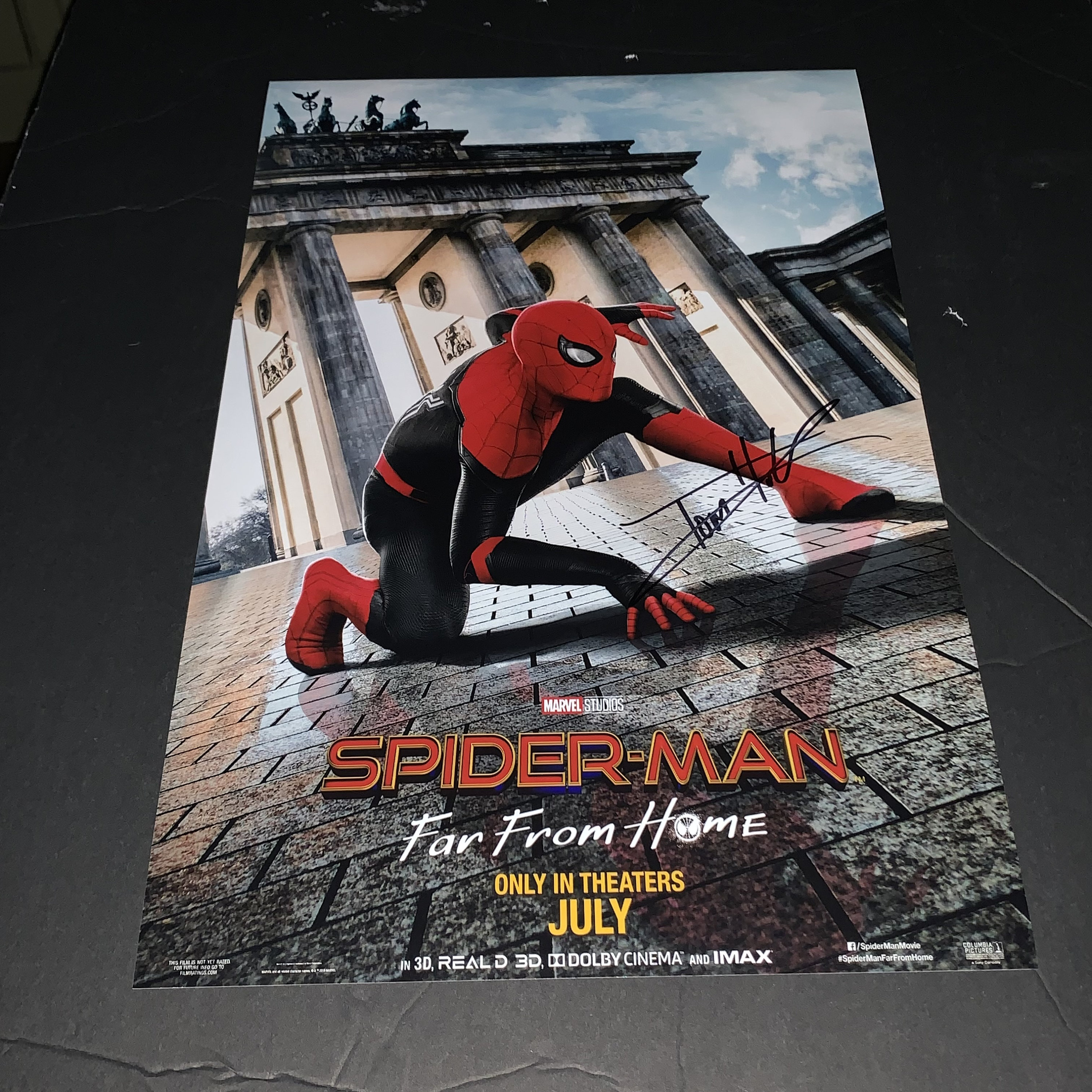 Tom Holland Signed 11x17 Photo Spider-man Far From Home Avengers