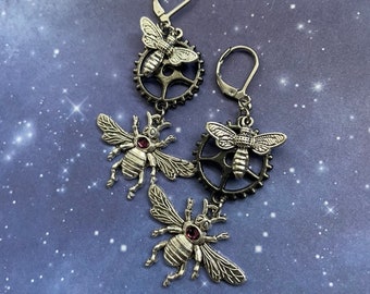 Steampunk Vintage Queen bee baby bee mixed metal antique silver cogwheel bumblebee summer stainless steel leverback earrings