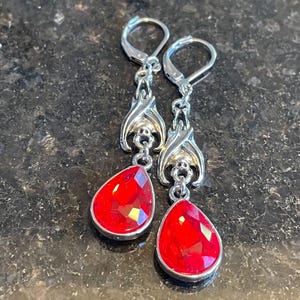 Adorable Vampy Ruby red blood Drop Vampire bat bow Gothic Queen of the night dark goddess stainless steel lever back Earrings