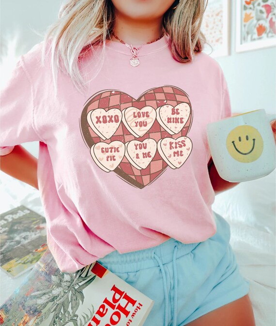 Retro Valentine Heart Shirt Great Valentines Day Gift Tee Retro Valentine Heart Shirt Great Valentines Day Gift Tee