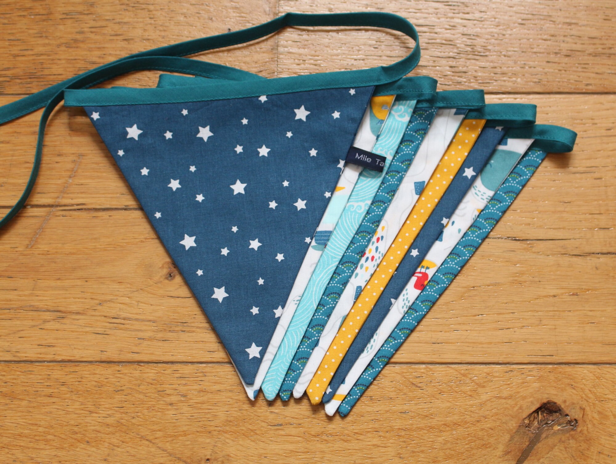 Guirlande de Fanions Multicolores