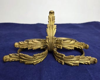 Antique Brass curtain or tapestry rings.