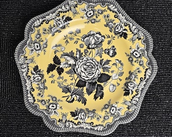 Black & Yellow Spode British Flowers Rosa