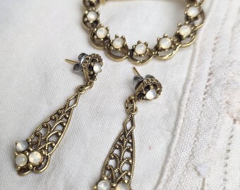 Vintage seed glass filigree brooch and earrings set