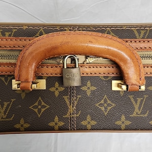 Louis Vuitton Monogram Men's Women's Vanity Perfume Cologne Travel Trunk  Case