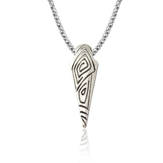 Cosplay Black Panther Spike Necklace 
