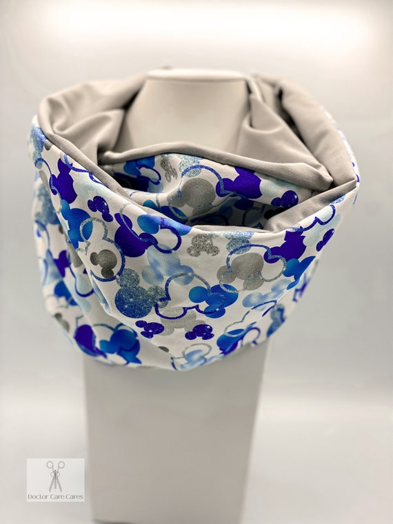 Infinity Scarf/ Christmas Infinity Scarf/ Christmas Gifts/ Holiday Season /  Christmas Scarf/ Holiday Accessories/ Mousefetti
