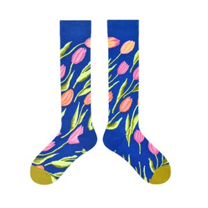 DISPATCH FROM CANADA Kiss My Tulips Vintage Style French Flower Patterned Ladies Cotton Knee-high Socks