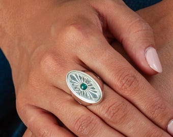 Roman Shield Ring - Antiqued Silver Finish - Adjustable - Green Agate