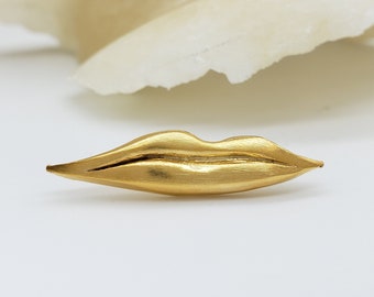Gold Lips Brooch or Lapel Pin - Man Ray Inspired