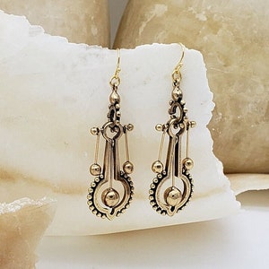 Gold Pendulum Drop Earrings - Victorian, Farnsworth, Historical