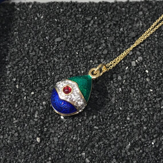 Fabergé Egg Pendant Necklace Imitation 