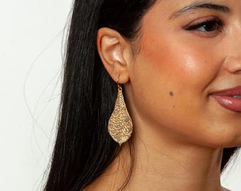 Thulth Calligraphy Gold Horse Chestnut Leaf Earrings - Islamic Art Inspired