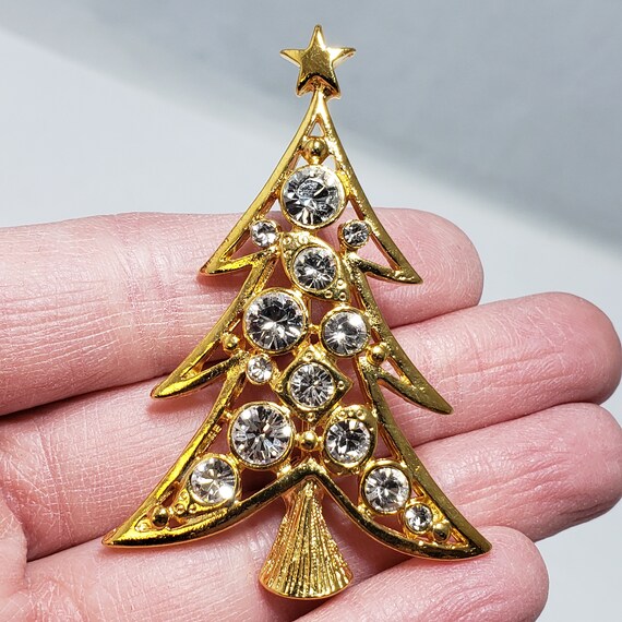 Holiday brooches best sale