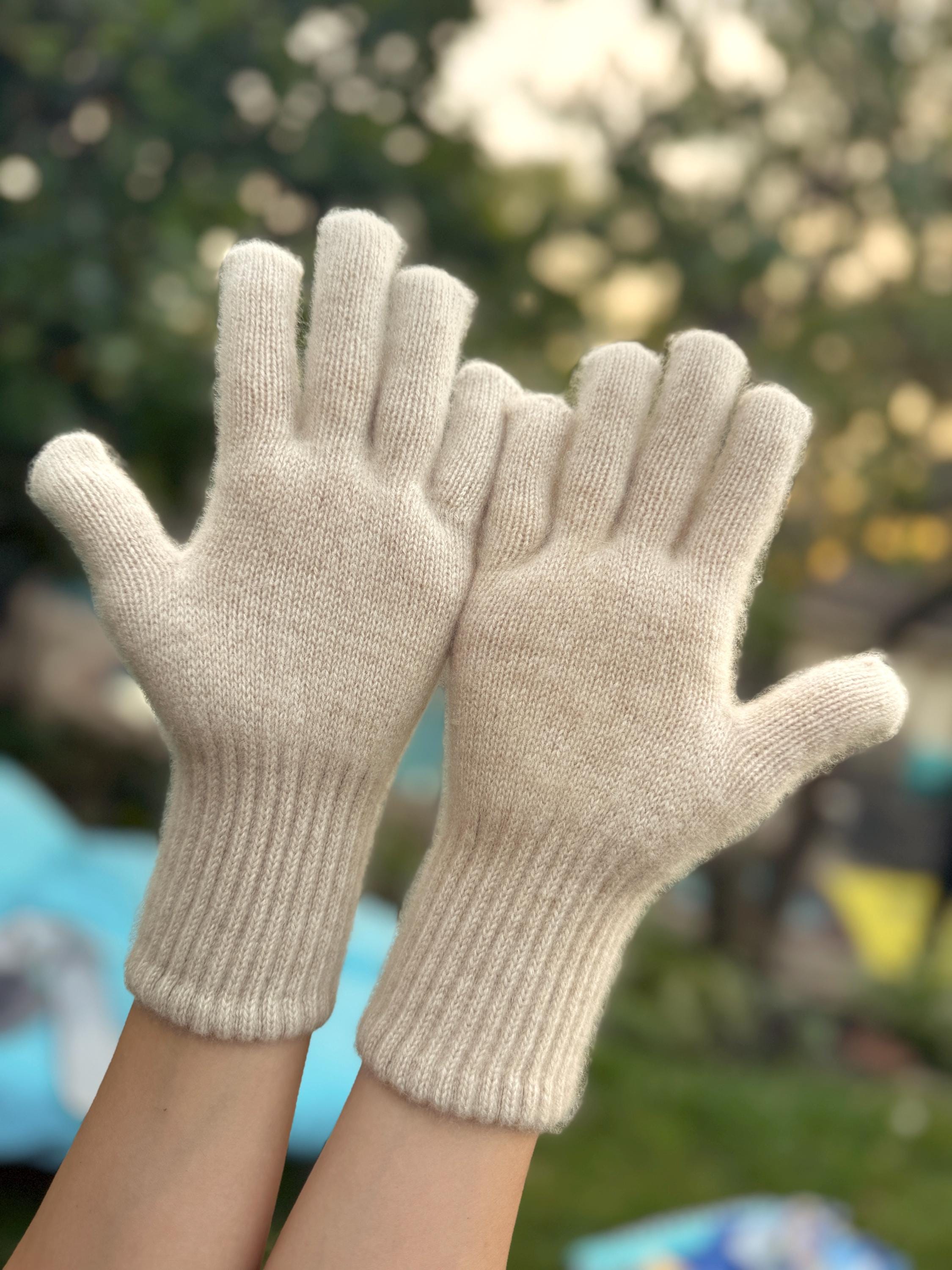 モンゴル産カシミヤ手袋：モンゴル産オーガニックの暖かい冬用手袋