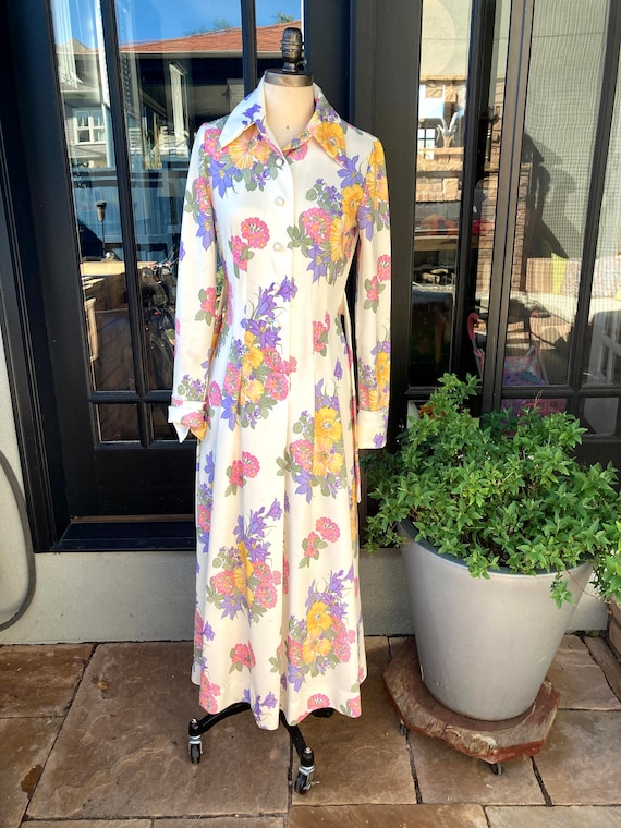 Gorgeous Leslie Fay Floral dress