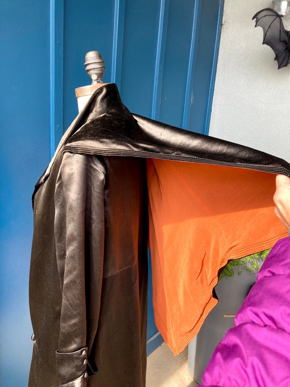 1920's Silk Coat - image 9