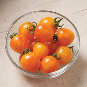 20 Organic Sunrise Bumblebee cherry tomato seeds - Grown in USA - Sweet and juicy !!