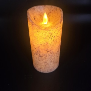 Burnt Ivory LED Pillar Candle with Timer, Flicker Flame, 6-Inch, Motion flame