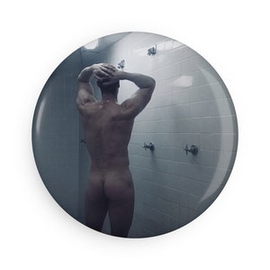 Brian en la ducha, Button Magnet, Redondo