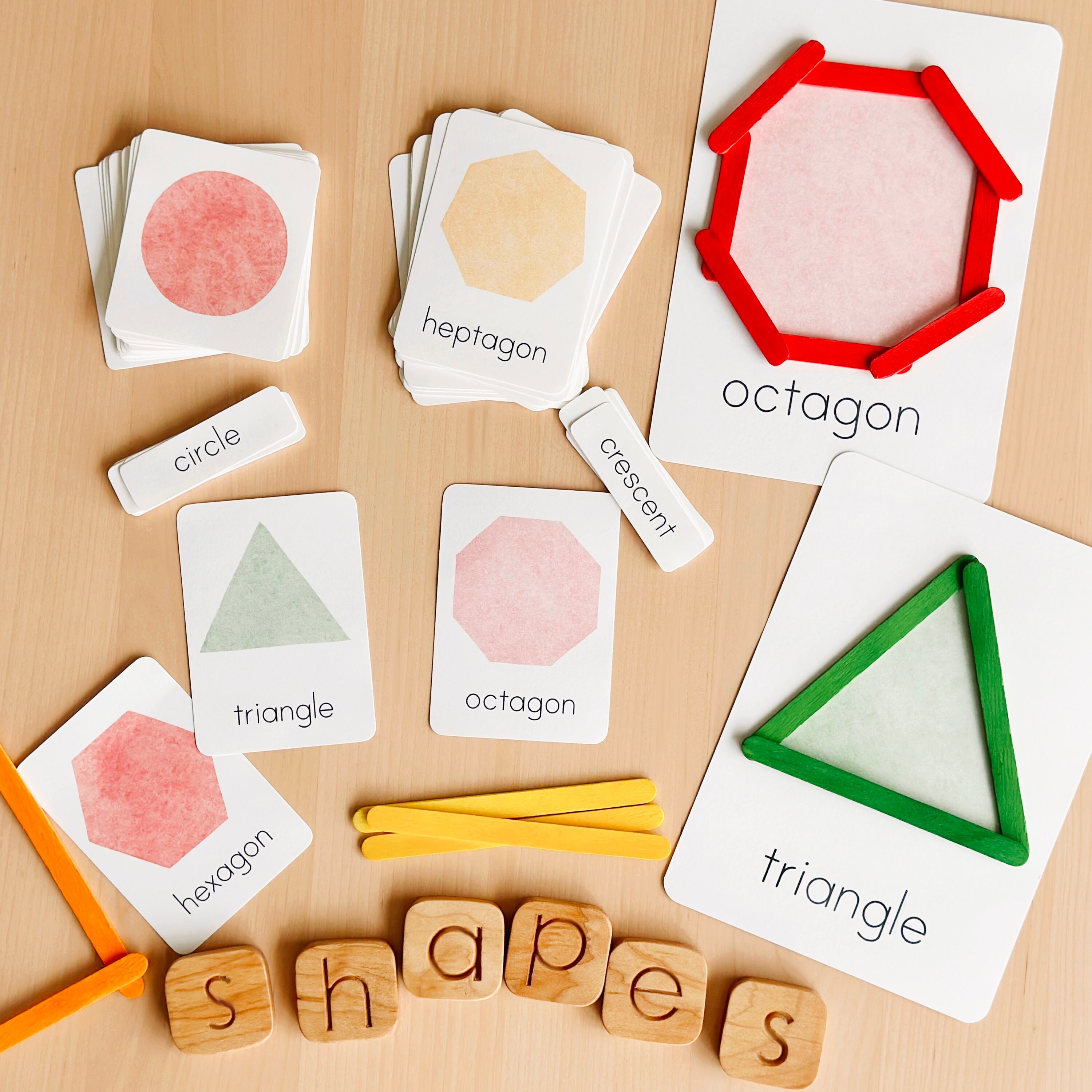 Shapes Flash Cards Printable 2D Geometric Shapes Nomenclature Cards ...