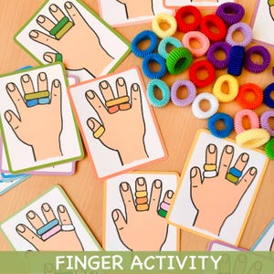Schede di attività con le dita e gli elastici per capelli, attività stampabili per bambini, attività estive per bambini piccoli, abilità motorie fini, abbinamento dei colori, scuola materna Montessori