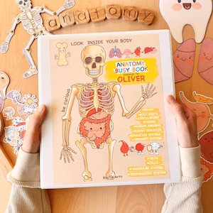 Livre chargé d'anatomie humaine pour enfants, livre d'activités personnalisé pour tout-petits, cadeau pour bébé, classeur d'apprentissage des parties de mon corps à la maison, cadeau éducatif
