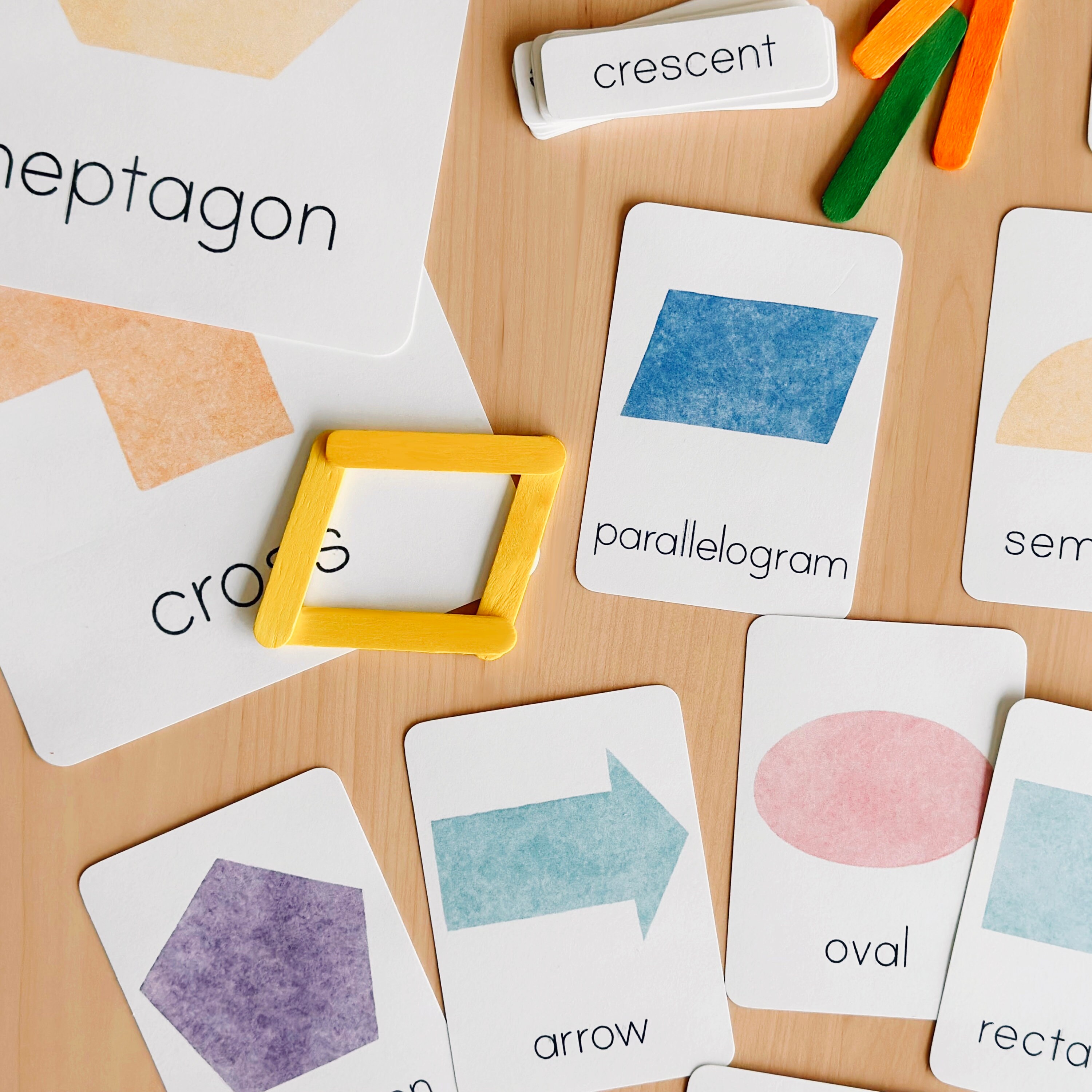 Shapes Flash Cards Printable 2D Geometric Shapes Nomenclature Cards ...