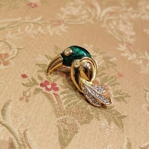 Parrot Brooch, Pin
