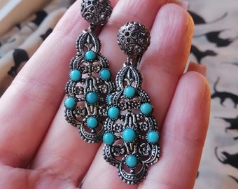 Screw Back White Metal Earrings with Turquoise Beads