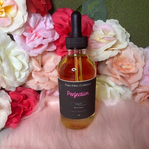 Natural Glow Body Oil: Moisturizing All Natural Skincare