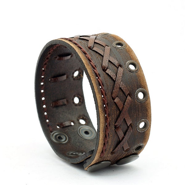 Leather cuff with stitching detail | Handmade leather bracelet | Handmade leather accessories men and women